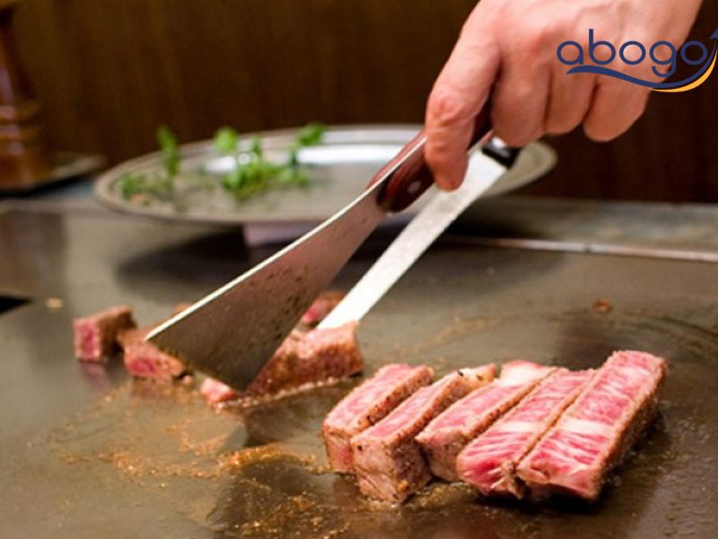 Thịt bò được chế biến từ bếp Teppanyaki