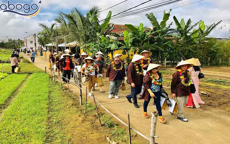 Du lịch cộng đồng đang là một hình thức đang phát triển mạnh mẽ tại Việt Nam ta